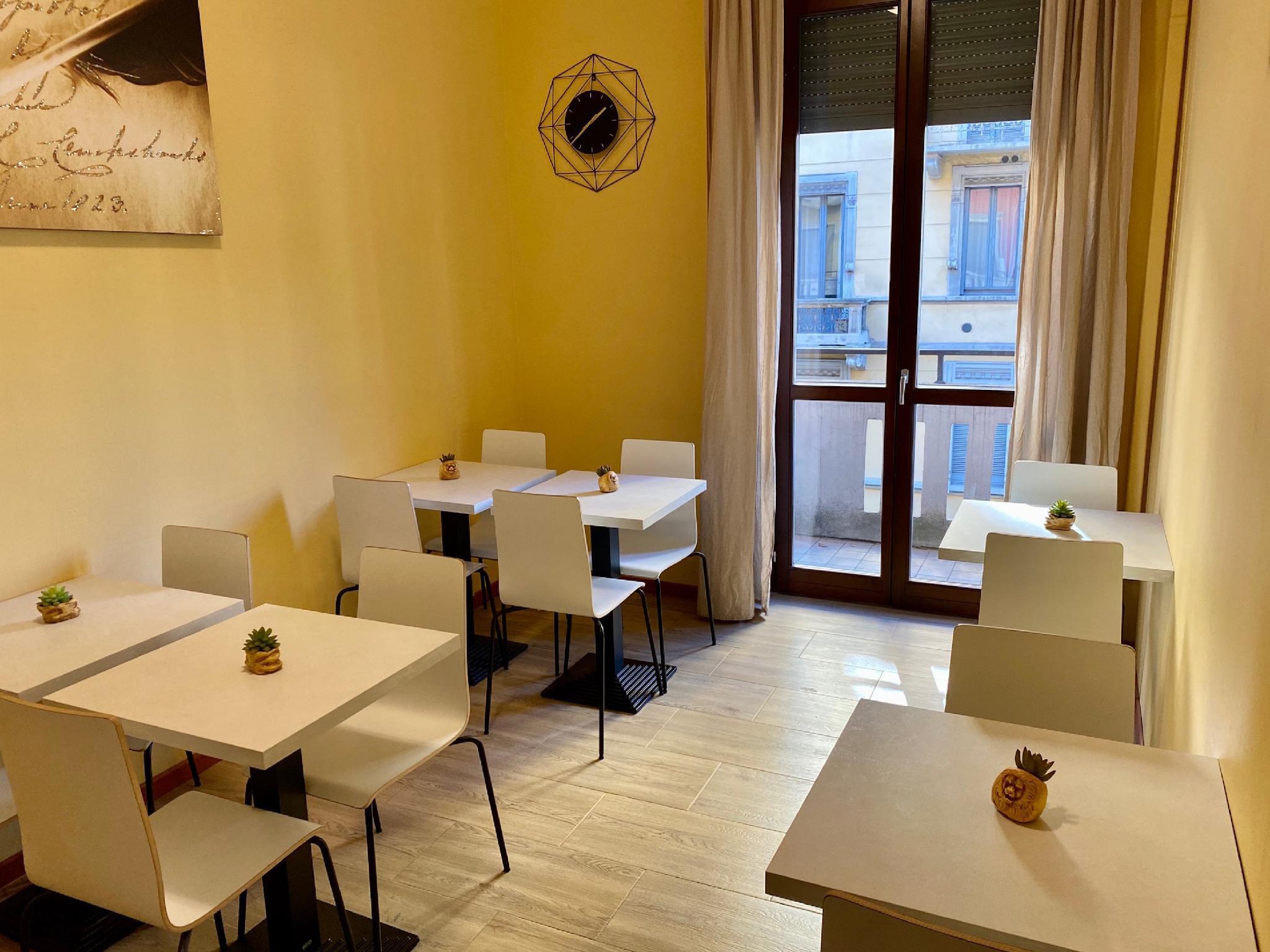 Carlo Goldoni Hotel Милан Экстерьер фото